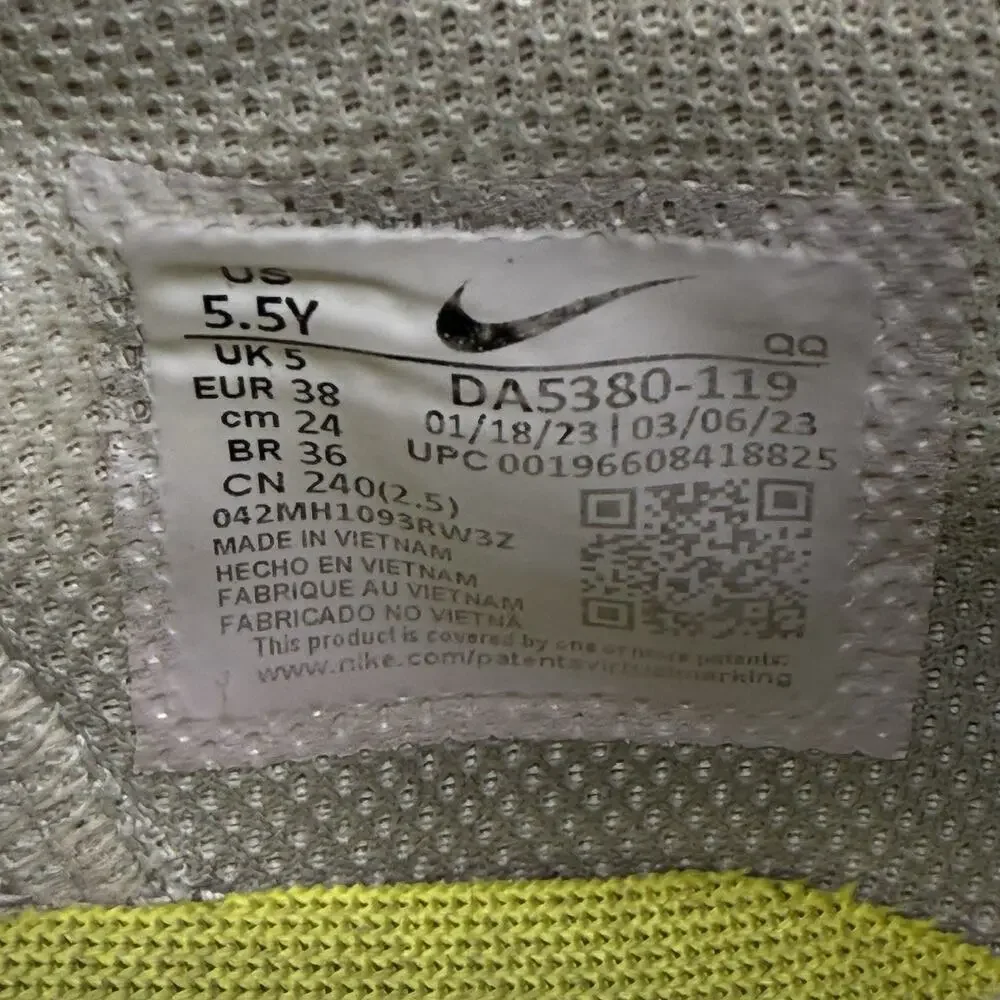 Nike Court Legacy Low Yellow White Youth Size 5.5Y DA5380-119